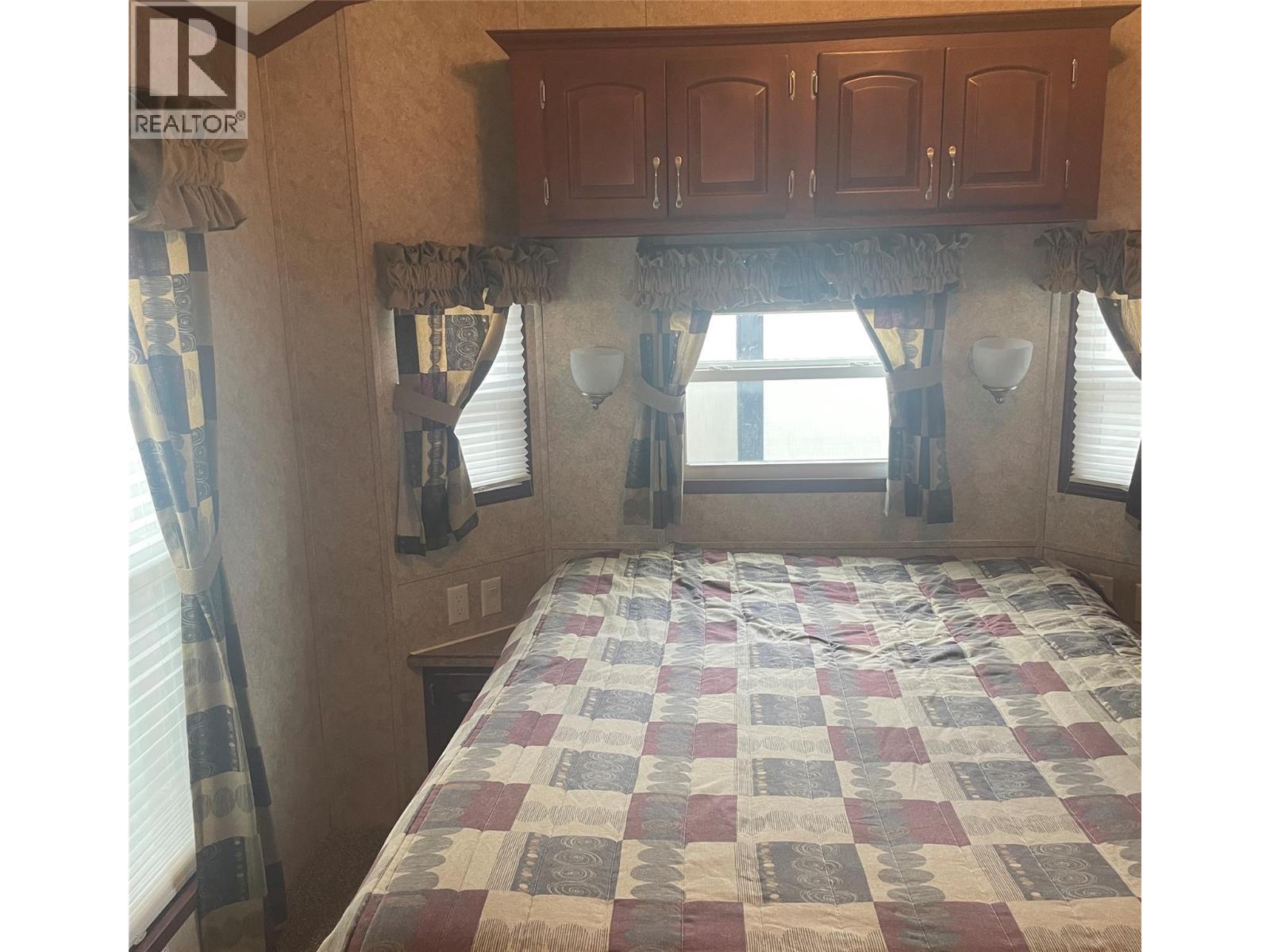 2633 Squilax Anglemont Road Unit# 19, Lee Creek, British Columbia  V0E 1M4 - Photo 41 - 10350932