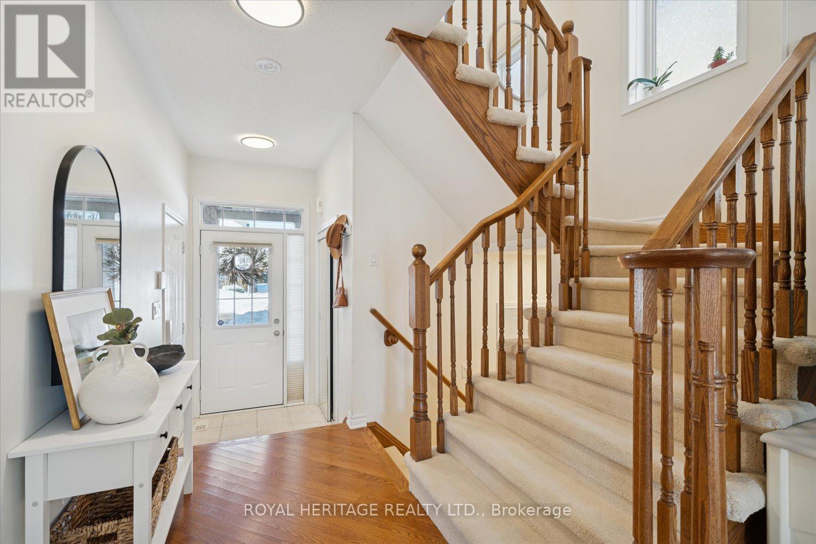 155 Miltrose Crescent, Whitchurch-Stouffville, Ontario  L4A 0R3 - Photo 6 - N12764206