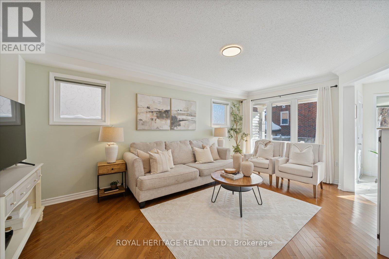 155 Miltrose Crescent, Whitchurch-Stouffville, Ontario  L4A 0R3 - Photo 8 - N12764206