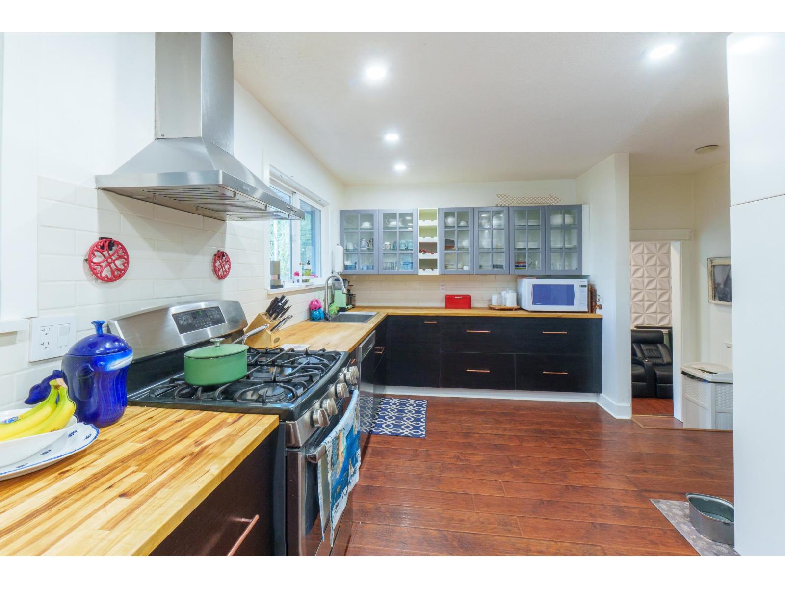 8630 Foote Street, Mission, British Columbia  V4S 1H4 - Photo 7 - R3087229