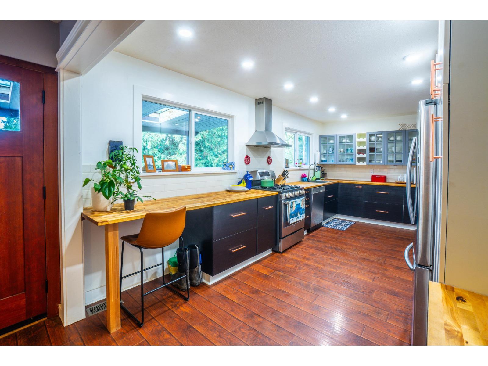 8630 Foote Street, Mission, British Columbia  V4S 1H4 - Photo 6 - R3087229