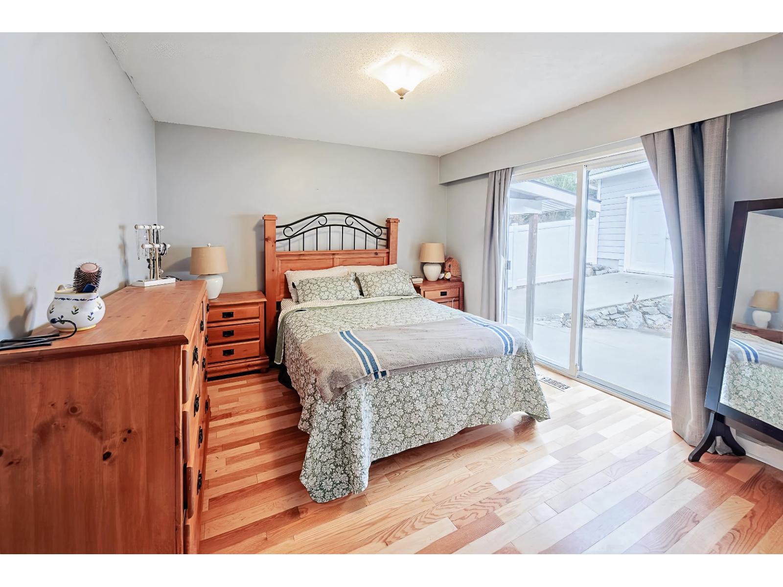 8630 Foote Street, Mission, British Columbia  V4S 1H4 - Photo 13 - R3087229