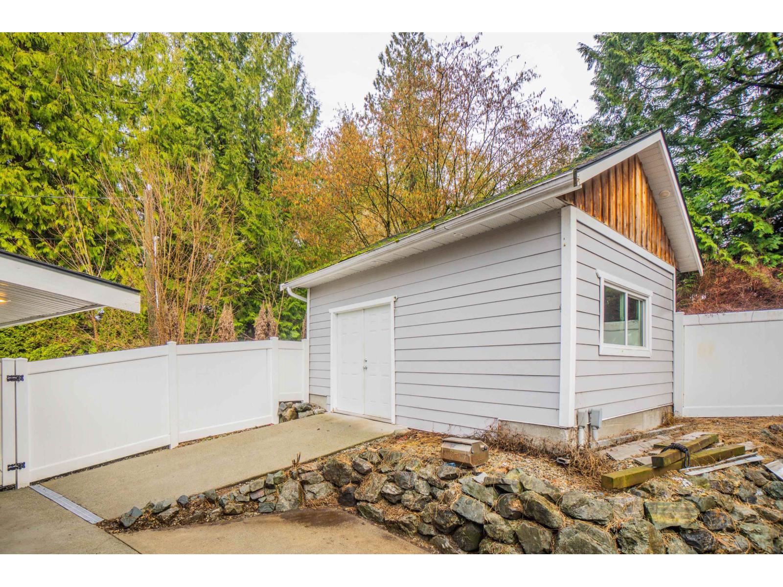 8630 Foote Street, Mission, British Columbia  V4S 1H4 - Photo 35 - R3087229