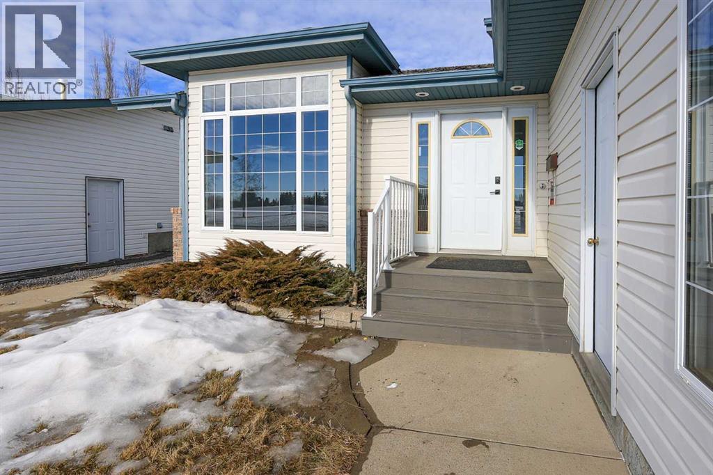 26 Raabis Street, Red Deer, Alberta  T4P 3P1 - Photo 3 - A2277764