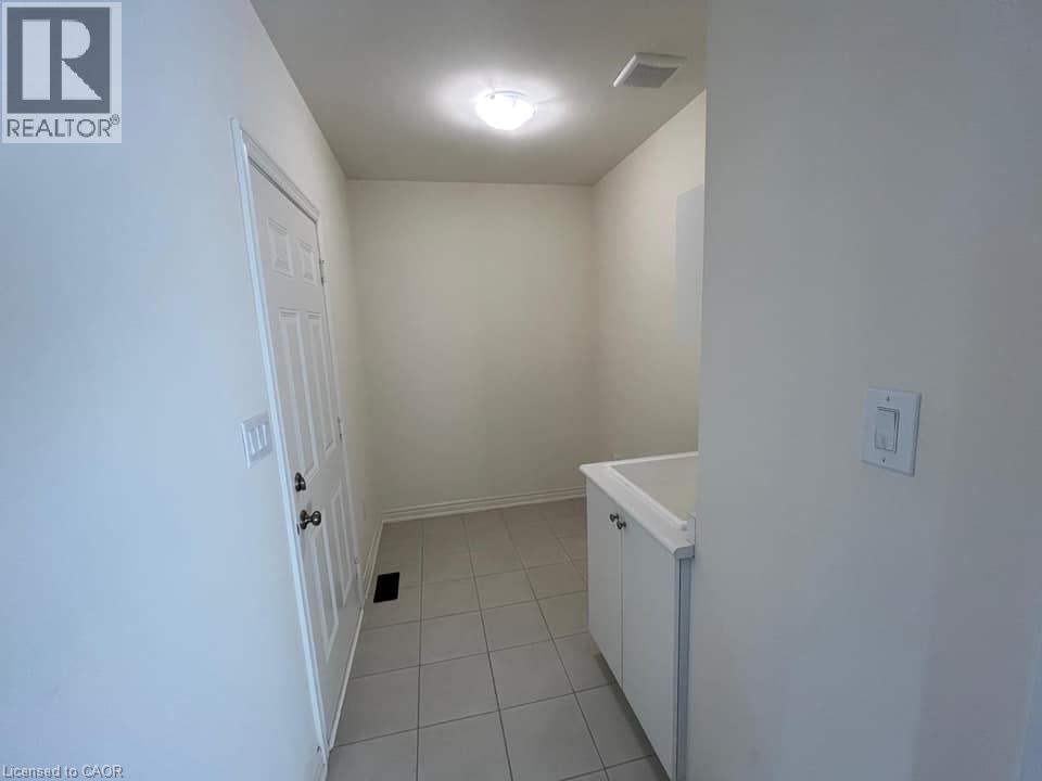 300 Skinner Road Unit# Upper, Hamilton, Ontario  L8B 1X2 - Photo 19 - 40803214