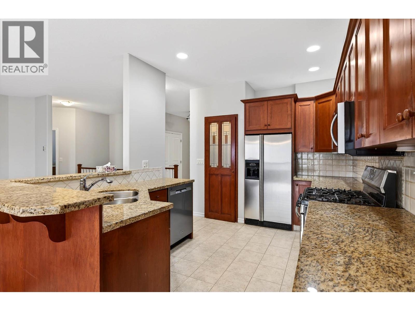 226 Sagewood Drive, Kamloops, British Columbia  V2H 1R2 - Photo 12 - 10374895