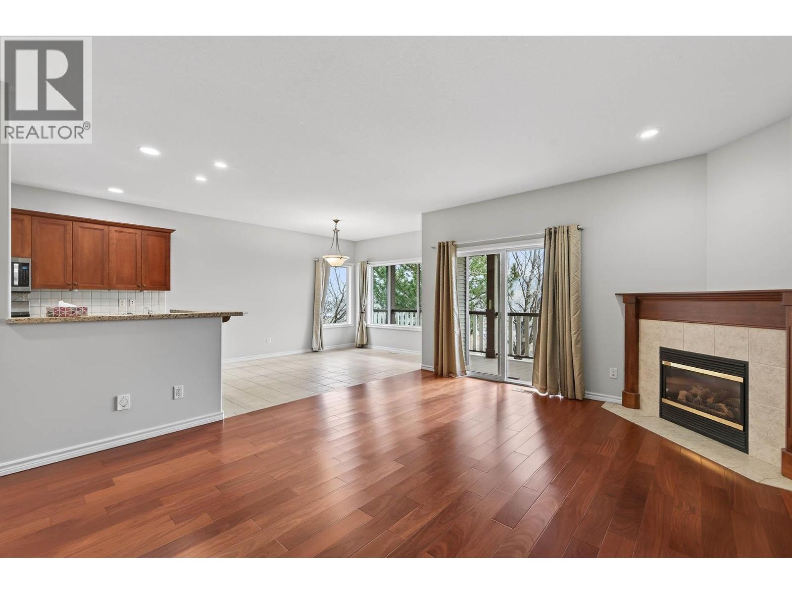 226 Sagewood Drive, Kamloops, British Columbia  V2H 1R2 - Photo 6 - 10374895