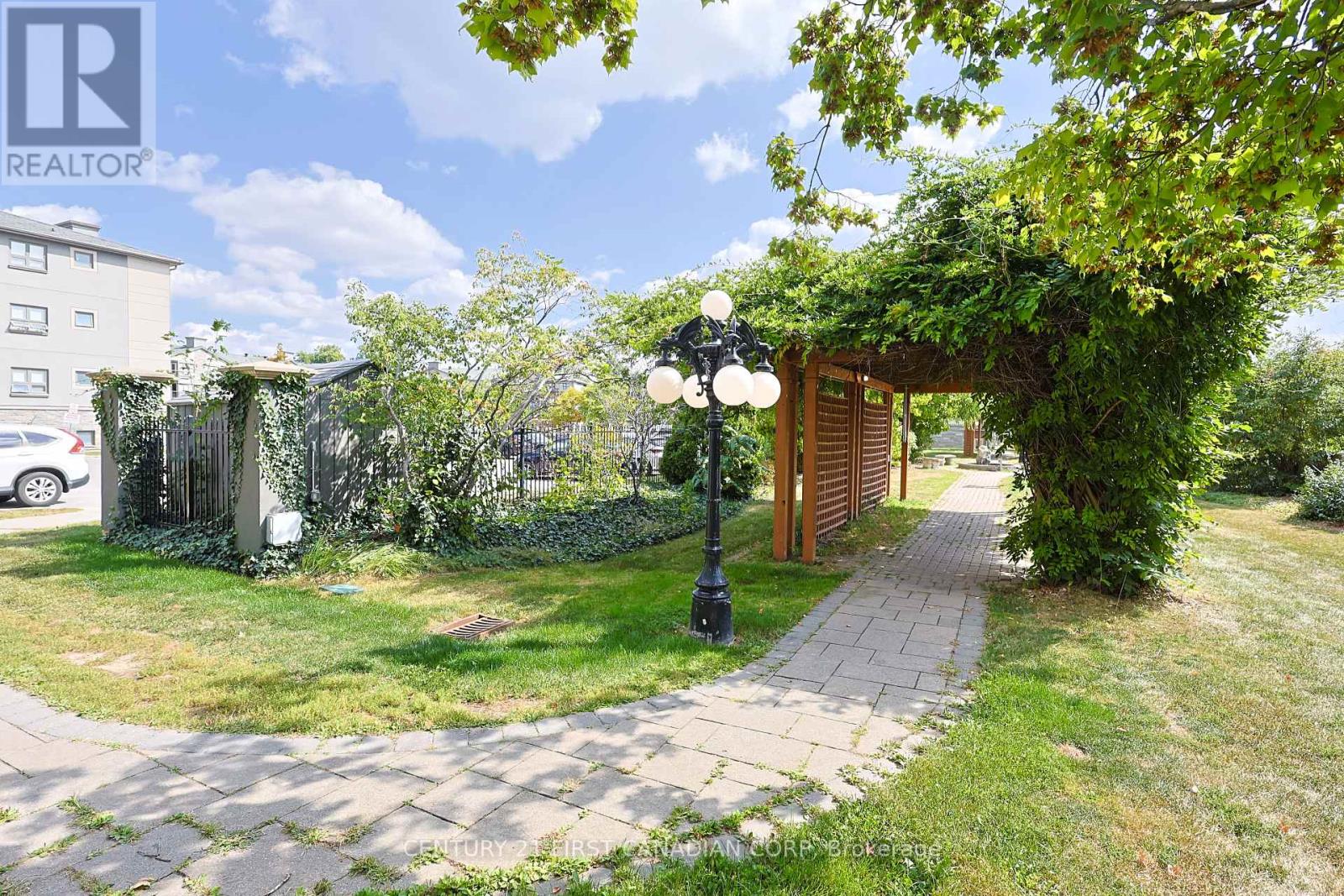 215 - 15 Jacksway Crescent, London North, Ontario  N5X 3T8 - Photo 18 - X12764292