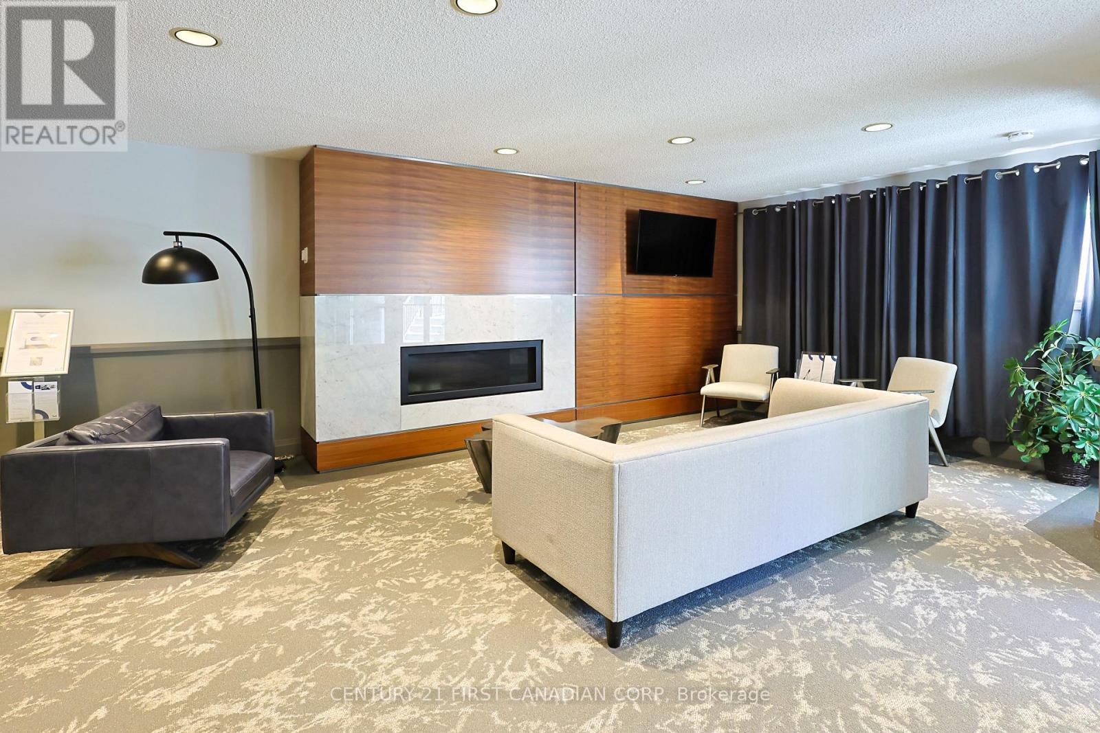 215 - 15 Jacksway Crescent, London North, Ontario  N5X 3T8 - Photo 6 - X12764292