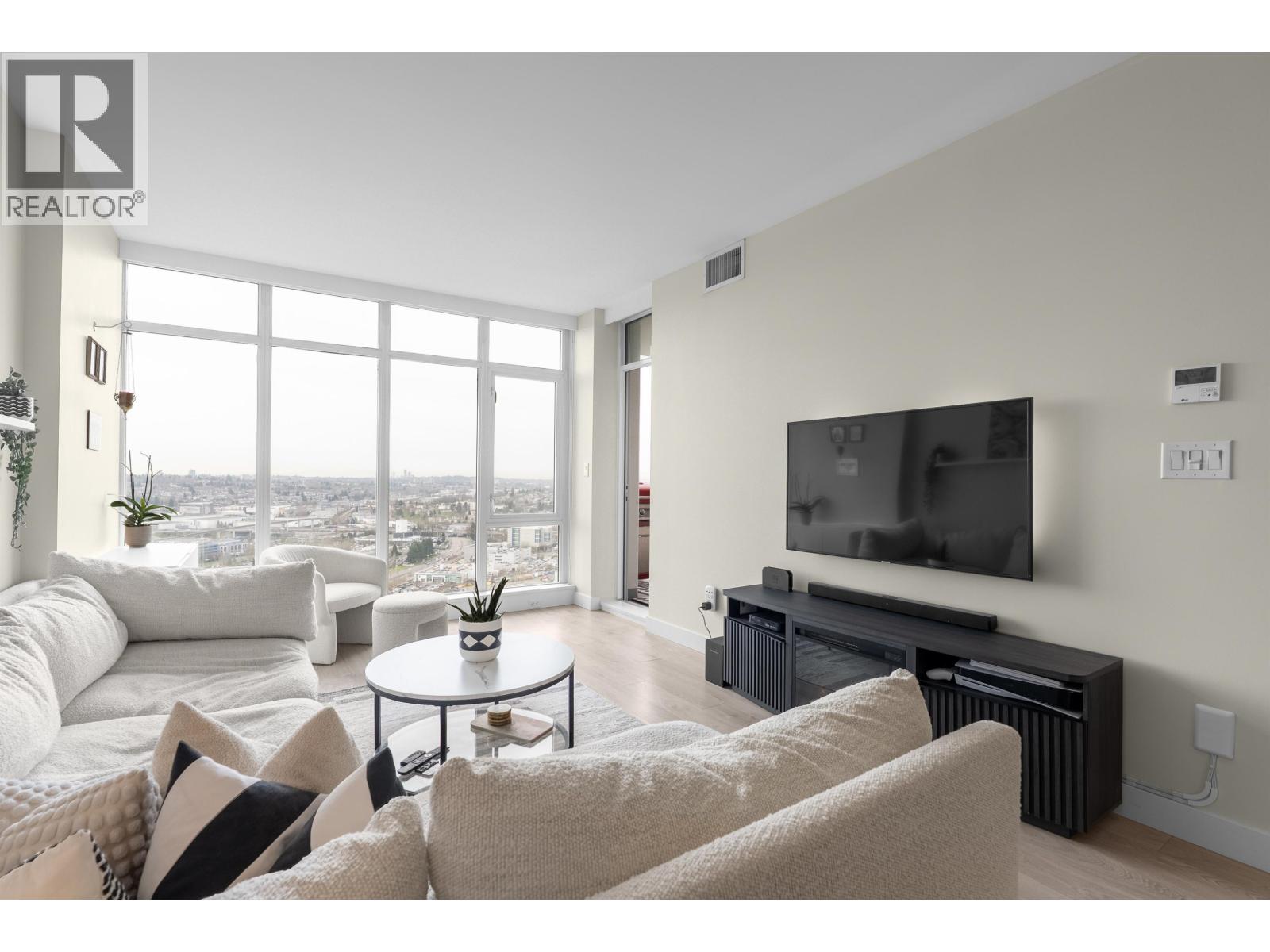 Listing Picture 15 of 37 : 2603 1788 GILMORE AVENUE, Burnaby / 本拿比 - 魯藝地產 Yvonne Lu Group - MLS Medallion Club Member