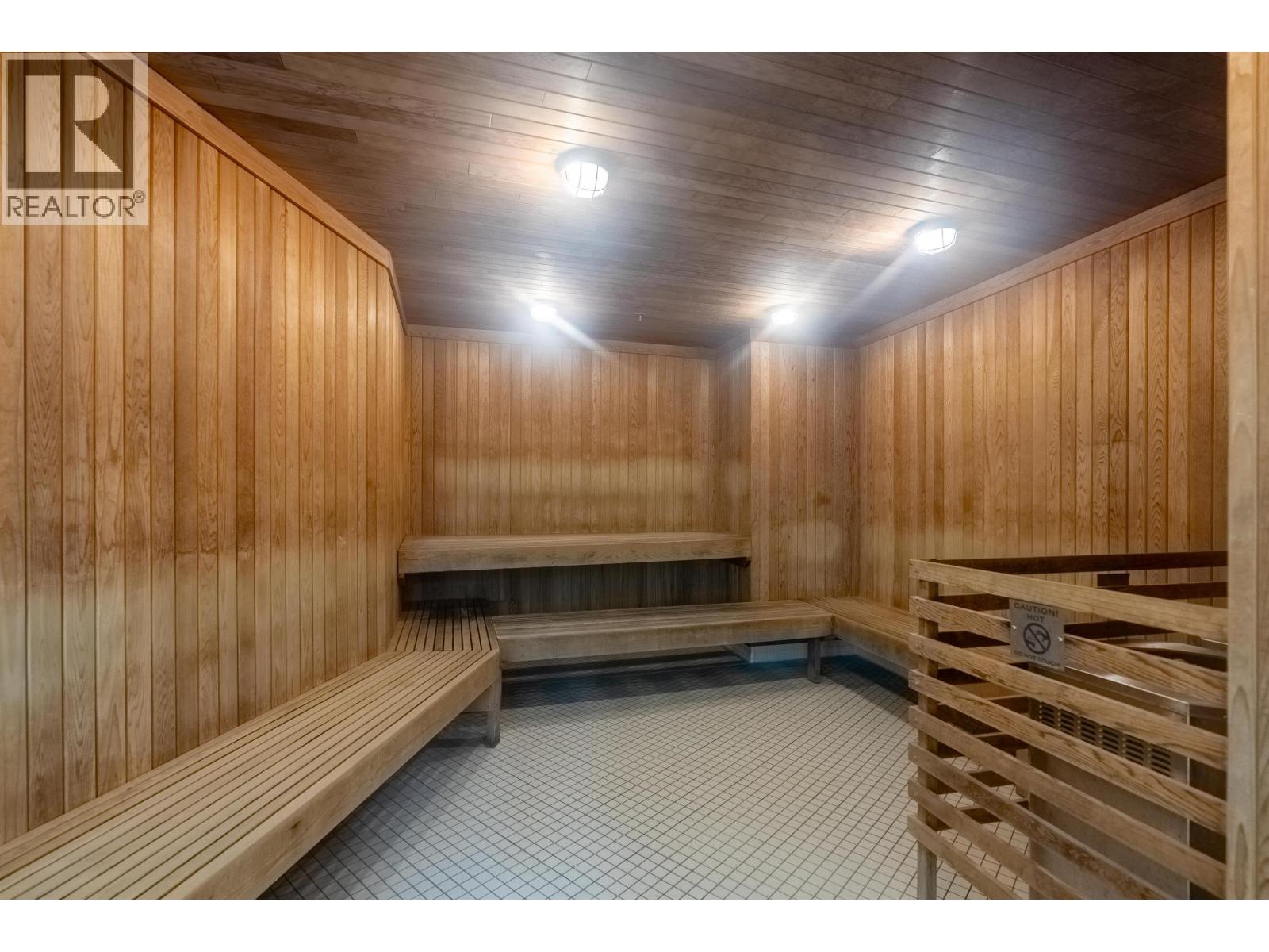 Listing Picture 34 of 37 : 2603 1788 GILMORE AVENUE, Burnaby / 本拿比 - 魯藝地產 Yvonne Lu Group - MLS Medallion Club Member