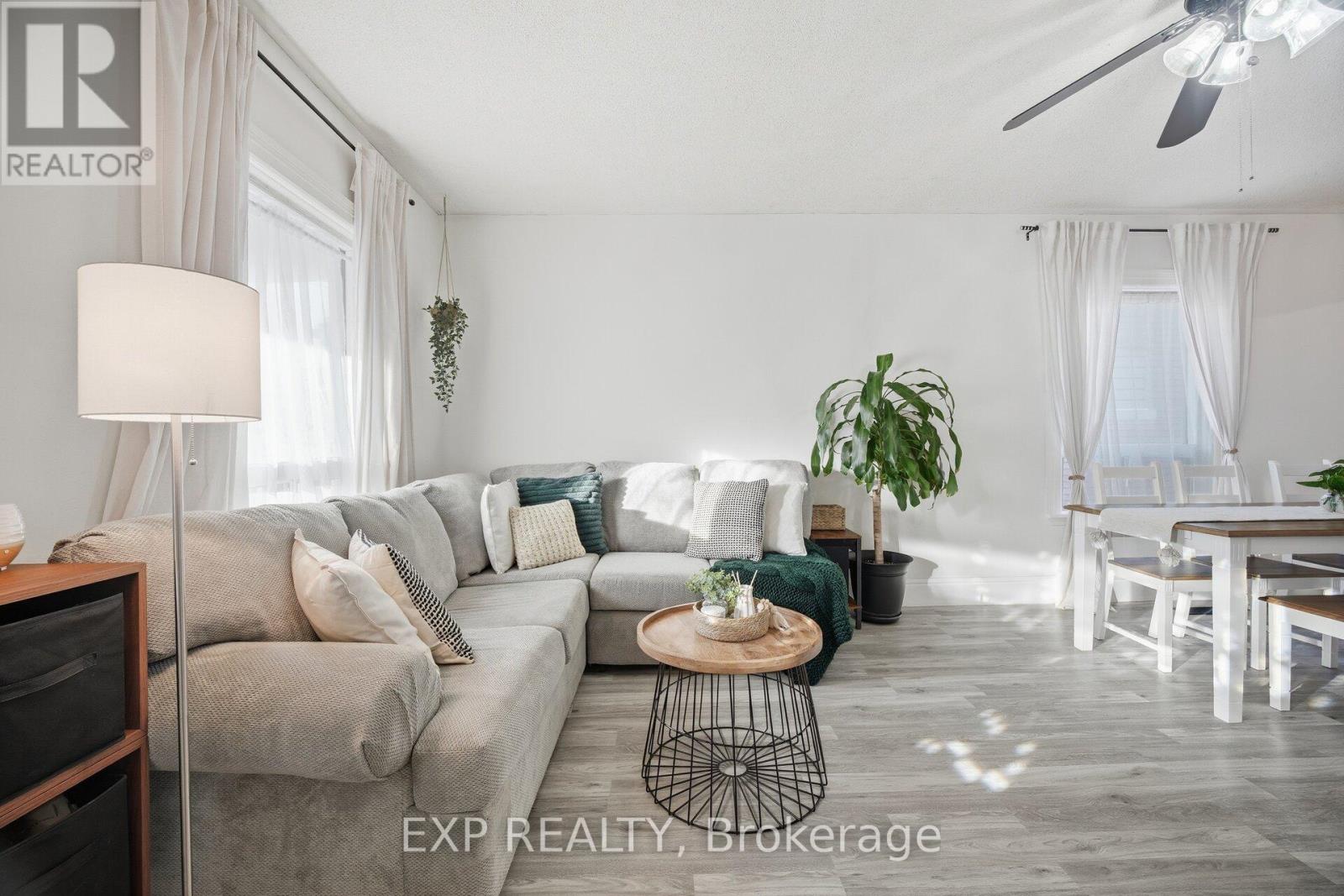 253 Murray Street, Brantford, Ontario  N3S 5S4 - Photo 6 - X12752544