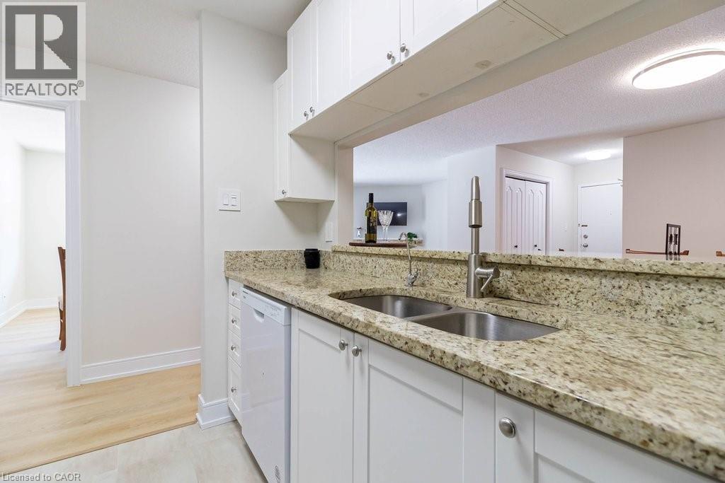 1450 Glen Abbey Gate Unit# 913, Oakville, Ontario  L6M 2V7 - Photo 21 - 40803292