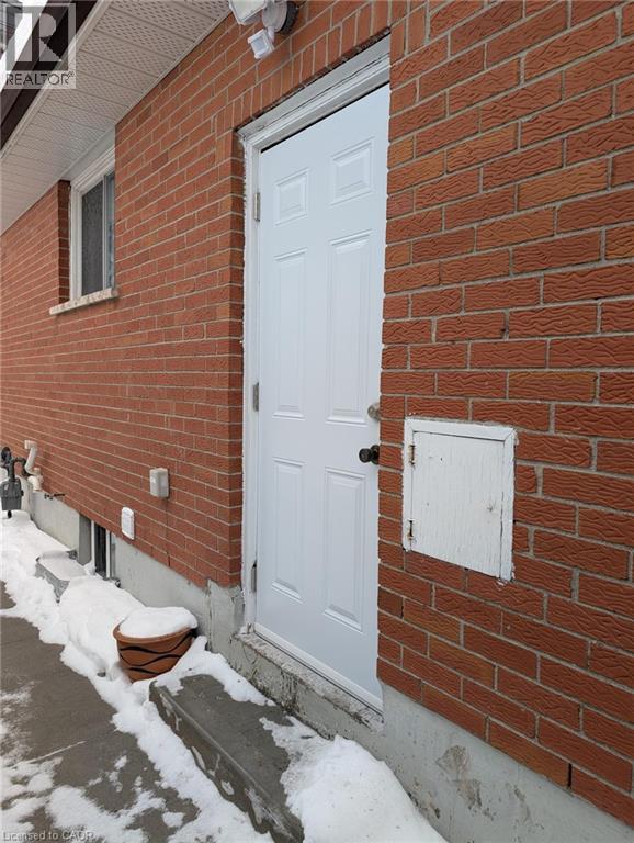 2034 Waycross Crescent Unit# 2, Mississauga, Ontario  L5K 1H9 - Photo 3 - 40802806