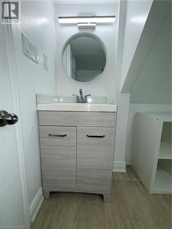 2034 Waycross Crescent Unit# 2, Mississauga, Ontario  L5K 1H9 - Photo 21 - 40802806