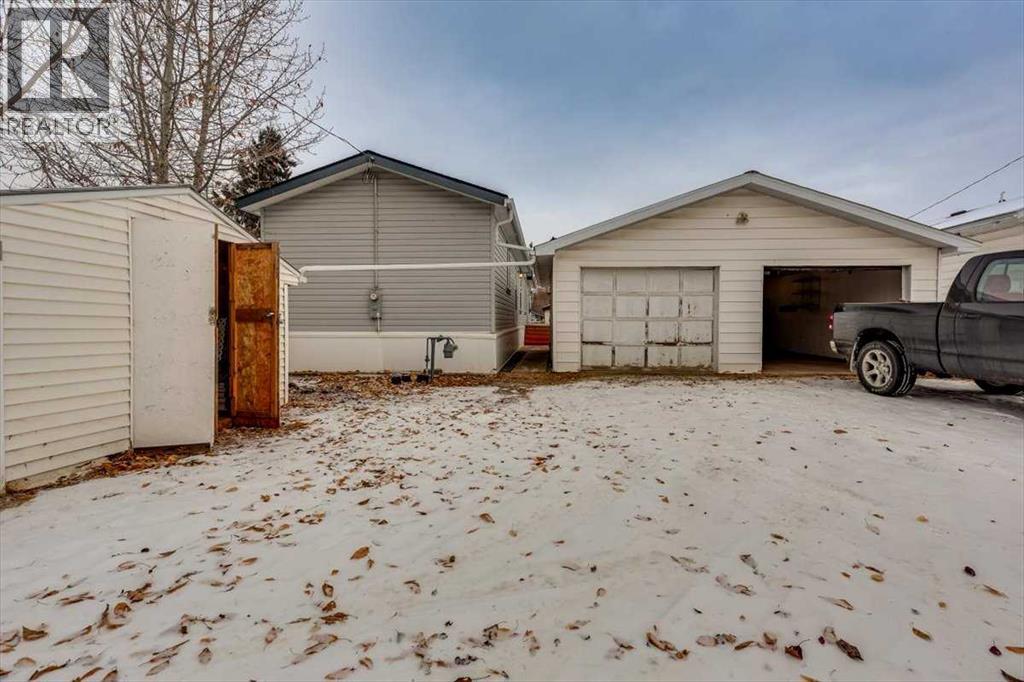 4512 47 Street, Alix, Alberta  T0C 0B0 - Photo 35 - A2273958