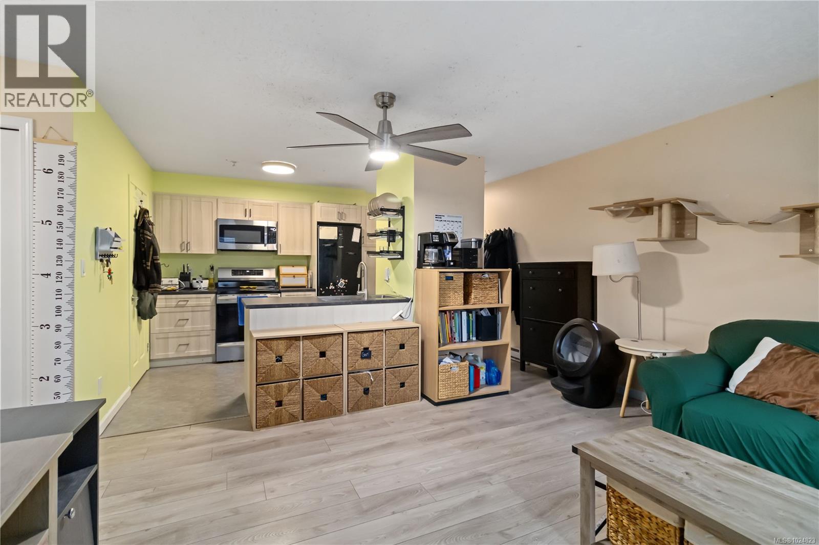 208 383 Wale Rd, Colwood, British Columbia  V9B 2P9 - Photo 8 - 1024823