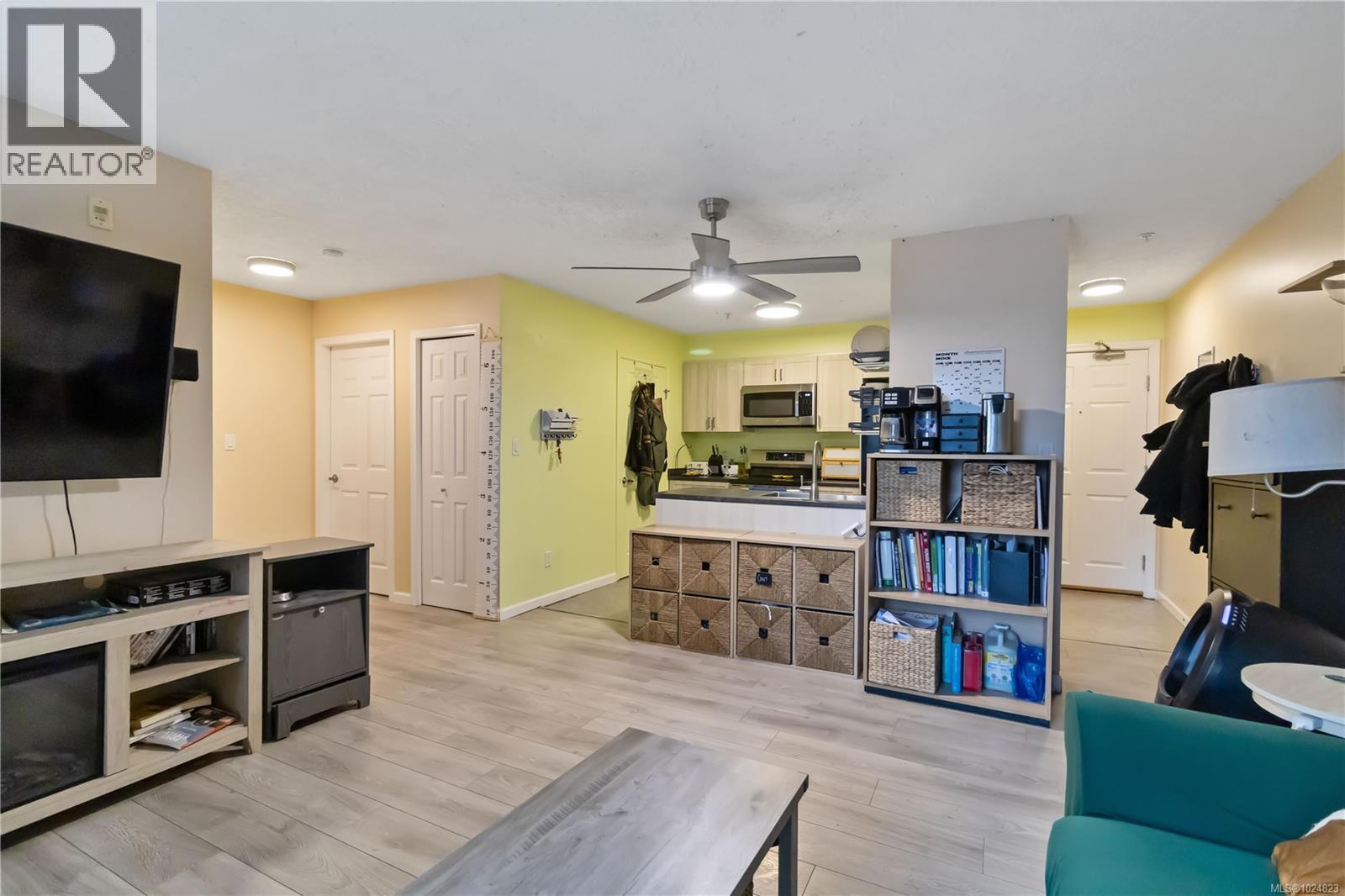 208 383 Wale Rd, Colwood, British Columbia  V9B 2P9 - Photo 9 - 1024823