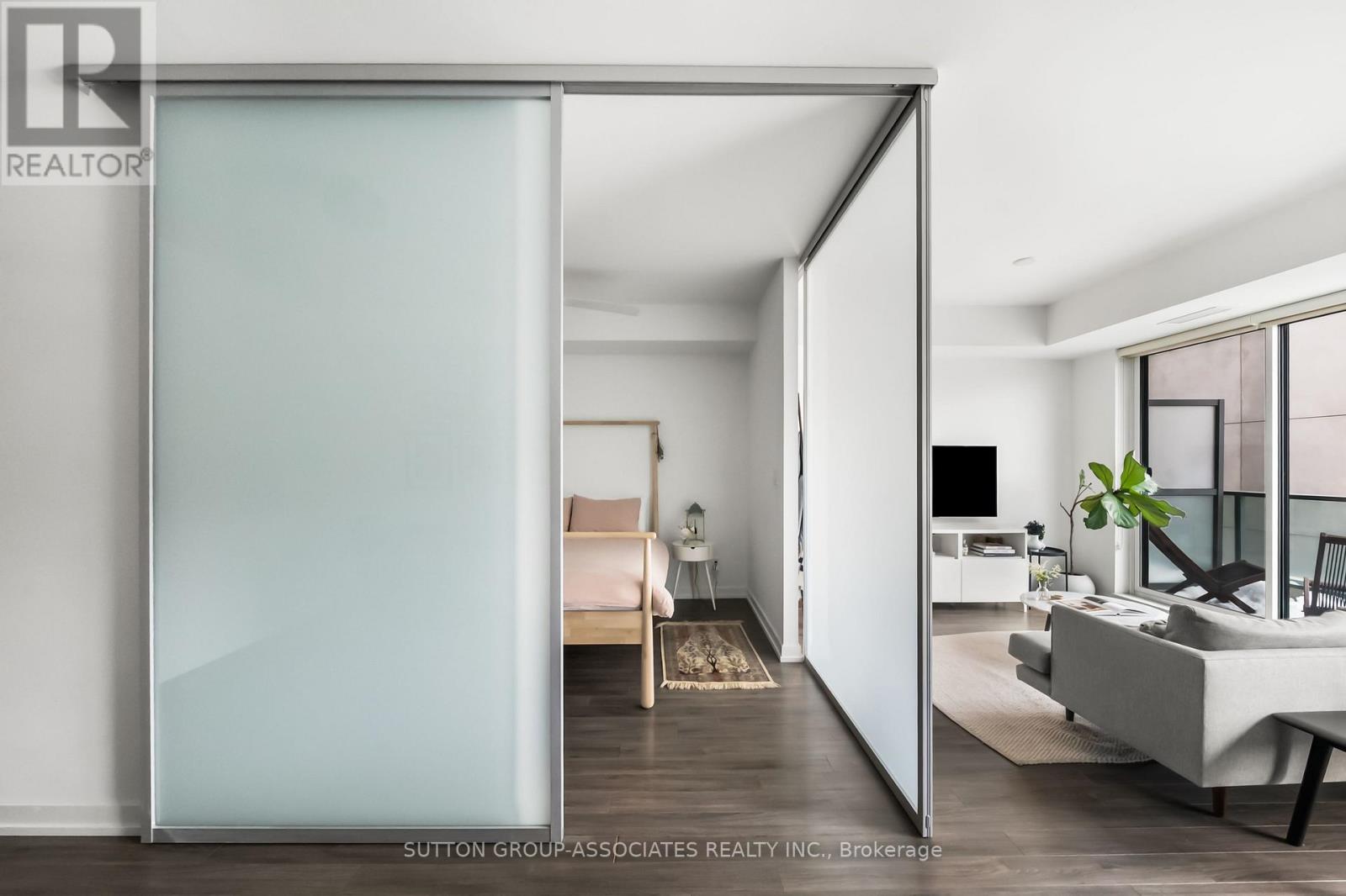 502 - 377 Madison Avenue, Toronto, Ontario  M4V 3E1 - Photo 11 - C12764246