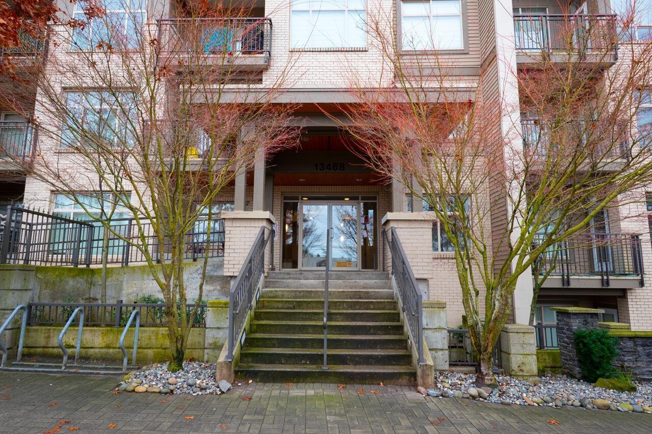 208 13468 King George Boulevard, Surrey, British Columbia  V3T 0H5 - Photo 2 - R3087258