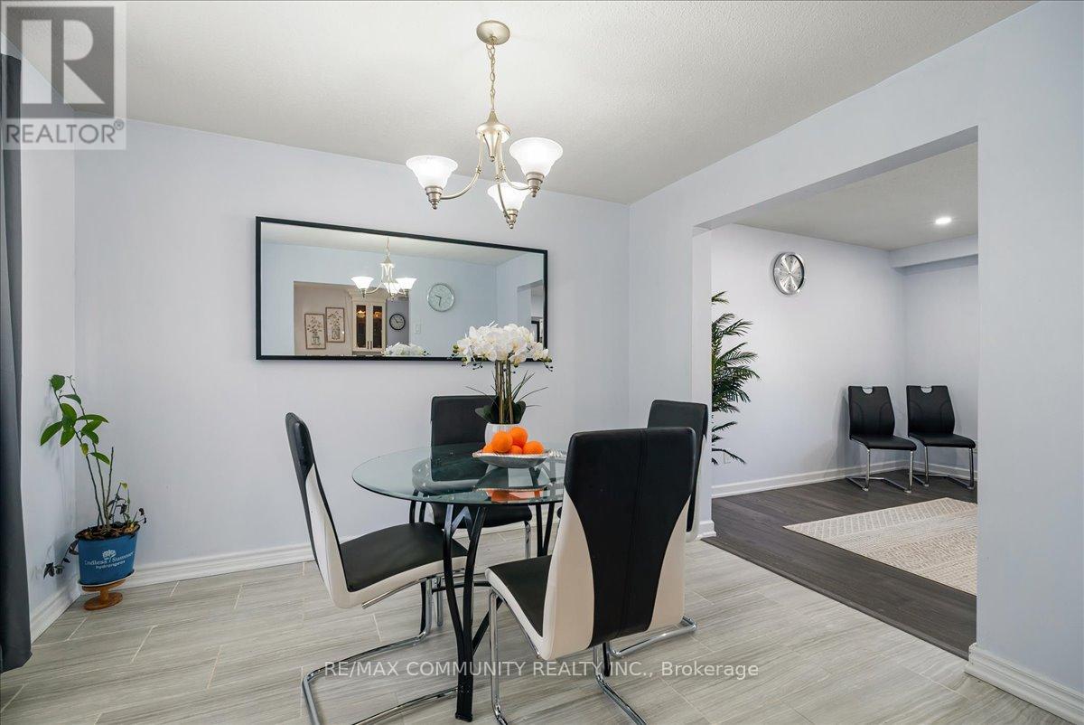 520 Elm Road N, Whitchurch-Stouffville, Ontario  L4A 1W8 - Photo 8 - N12764258