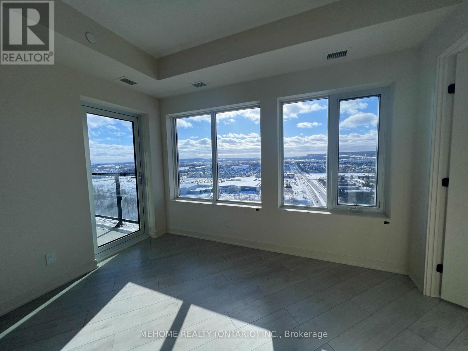 8020 Derry Road, Milton, Ontario  L9T 3L3 - Photo 16 - W12764242