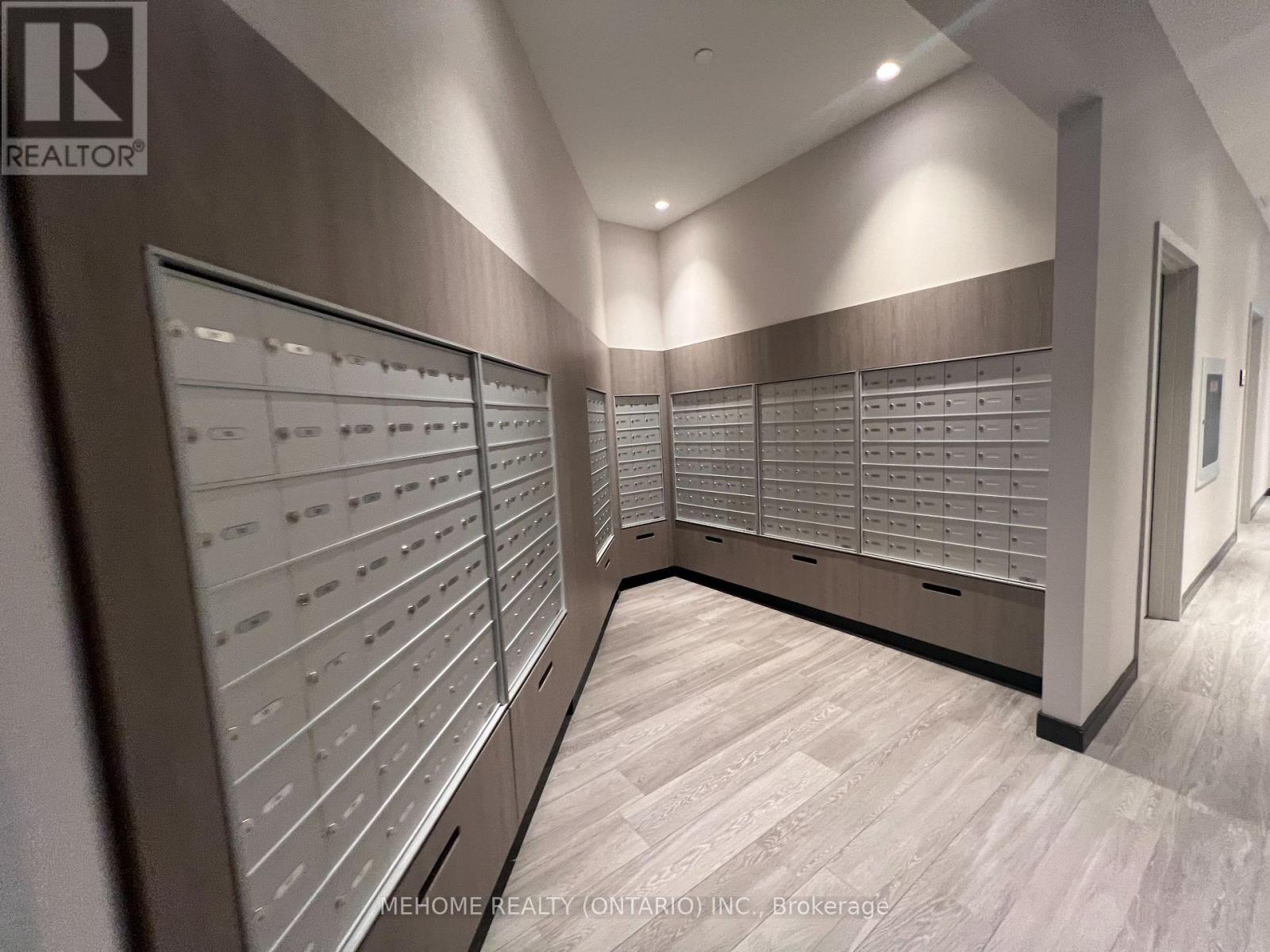 8020 Derry Road, Milton, Ontario  L9T 3L3 - Photo 6 - W12764242