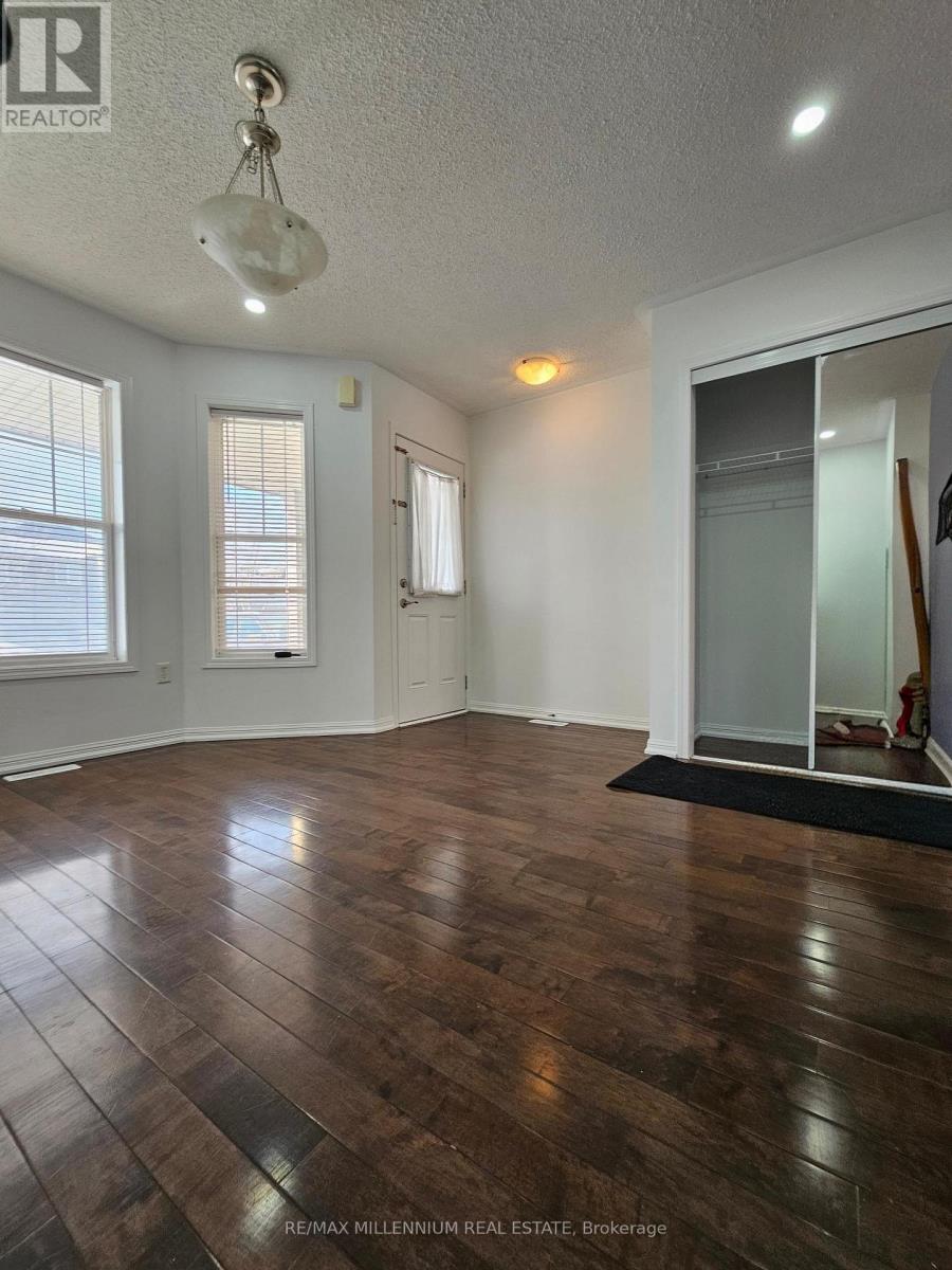 1064 Clark Boulevard, Milton, Ontario  L9T 6Y5 - Photo 14 - W12764248