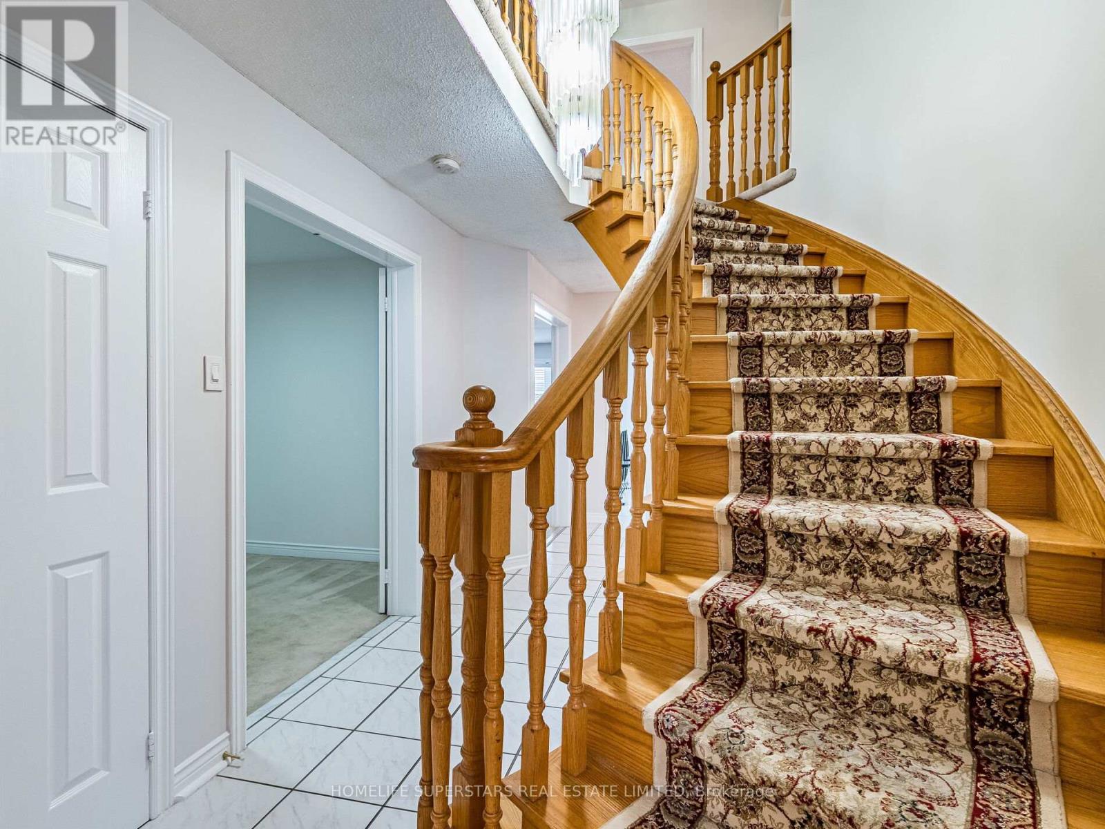 54 Hollybush Street, Brampton, Ontario  L6R 1A6 - Photo 23 - W12764278