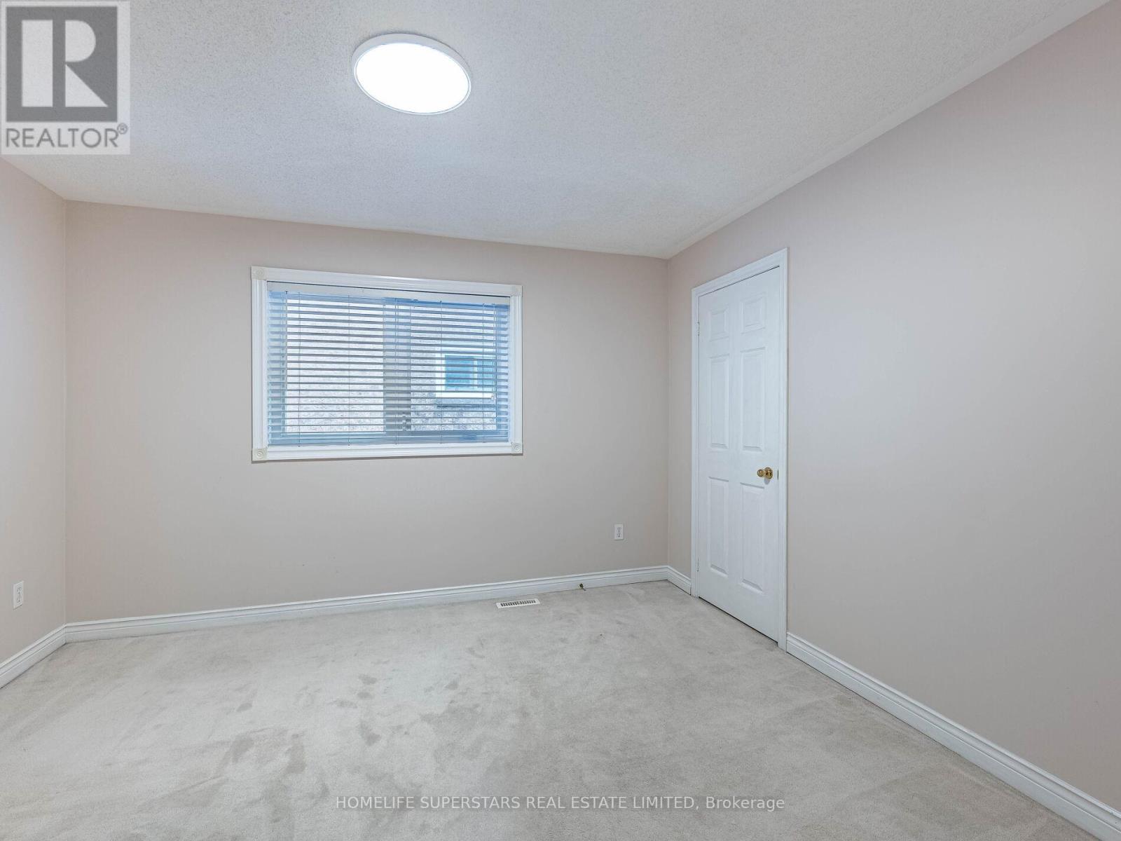 54 Hollybush Street, Brampton, Ontario  L6R 1A6 - Photo 27 - W12764278