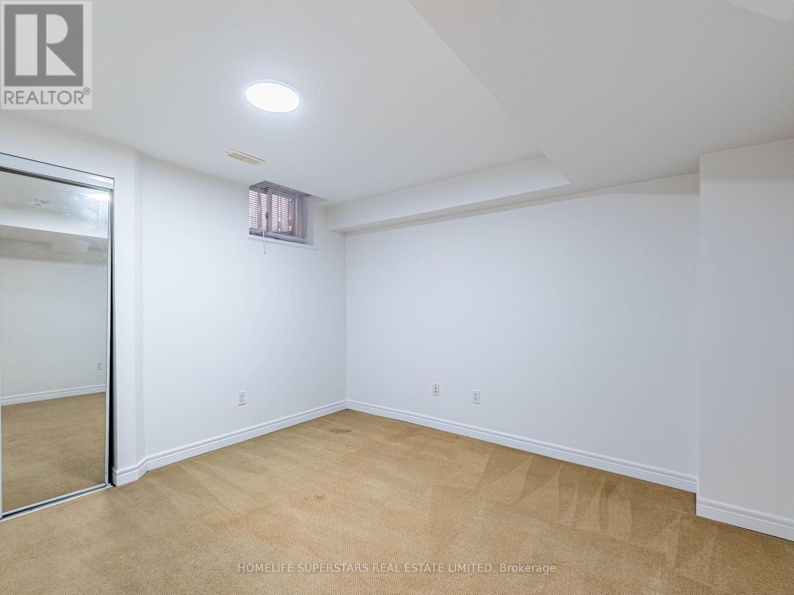 54 Hollybush Street, Brampton, Ontario  L6R 1A6 - Photo 42 - W12764278