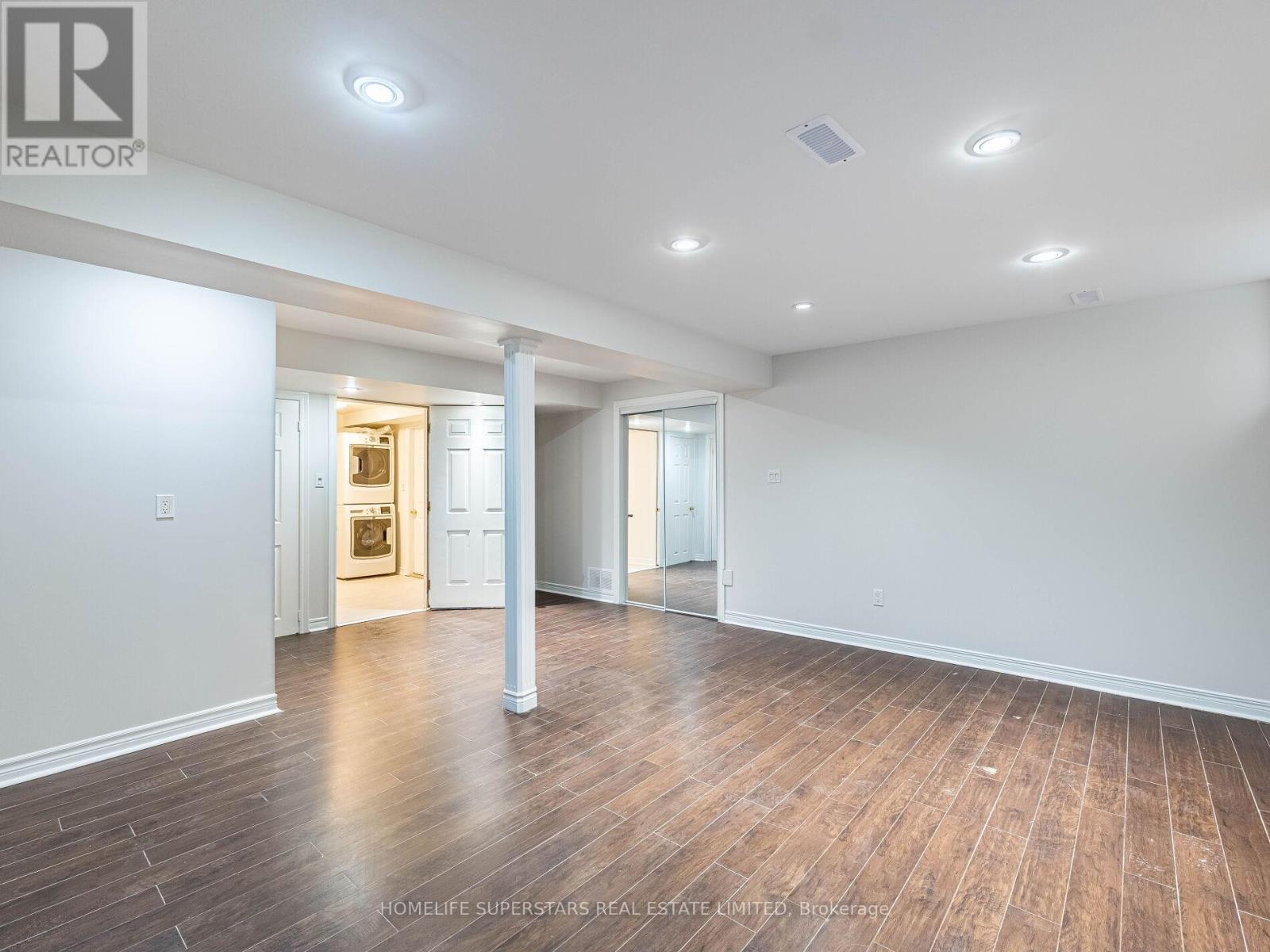 54 Hollybush Street, Brampton, Ontario  L6R 1A6 - Photo 46 - W12764278