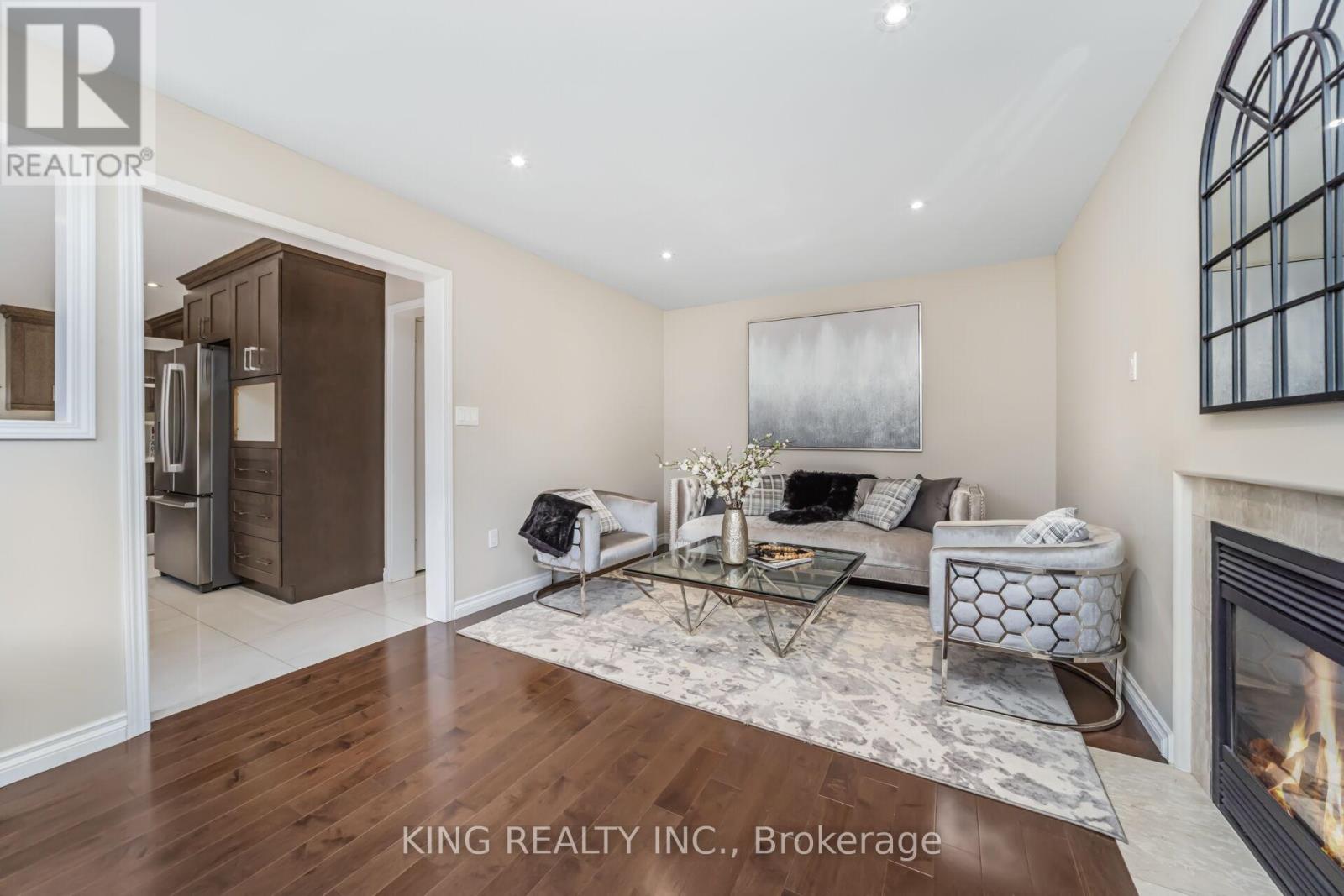 23 Himalaya Street, Brampton, Ontario  L6R 2L8 - Photo 11 - W12764284