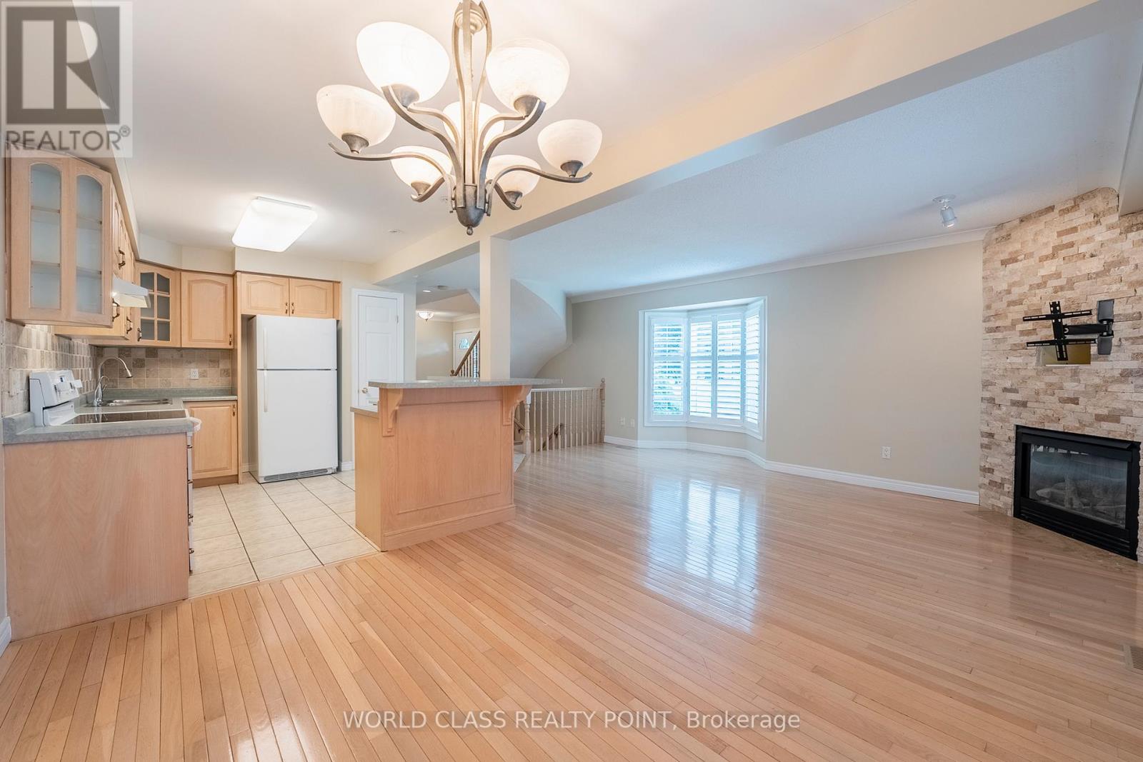 1 Magnolia Crescent, Grimsby, Ontario  L3M 5M9 - Photo 11 - X12764266