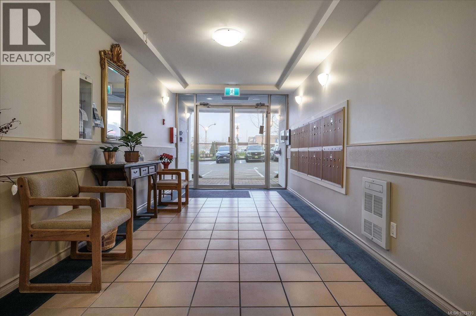 303 220 Island Hwy W, Parksville, British Columbia  V9P 2P3 - Photo 32 - 1023793