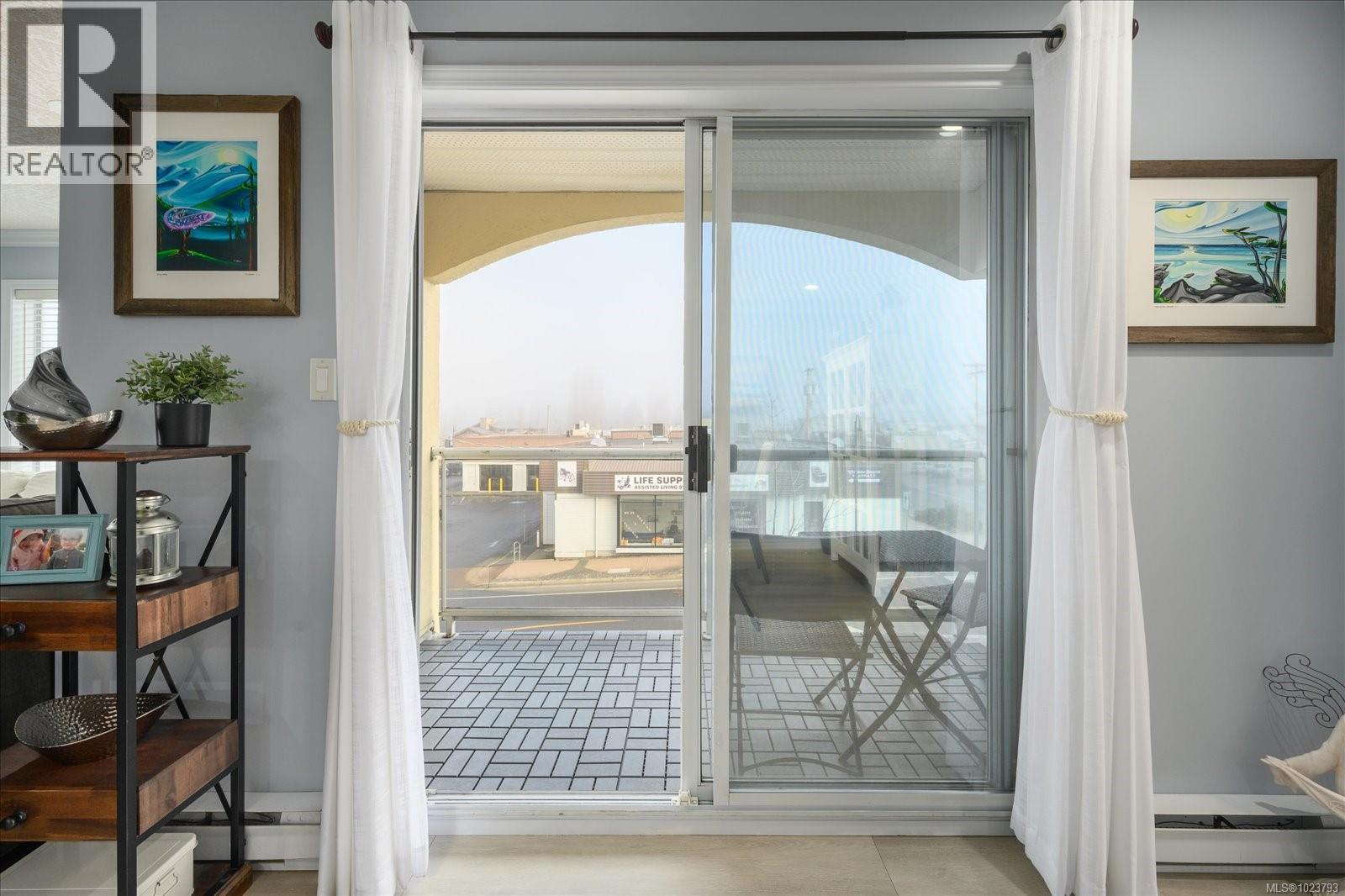 303 220 Island Hwy W, Parksville, British Columbia  V9P 2P3 - Photo 9 - 1023793