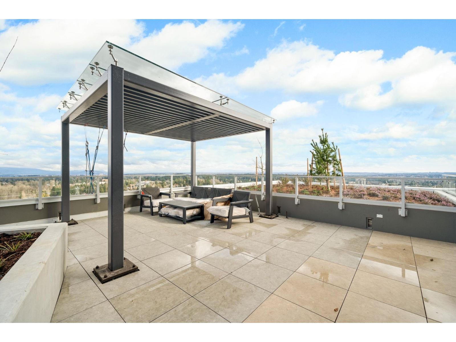 610 10428 Whalley Boulevard, Surrey, British Columbia  V3T 0W2 - Photo 27 - R3087092