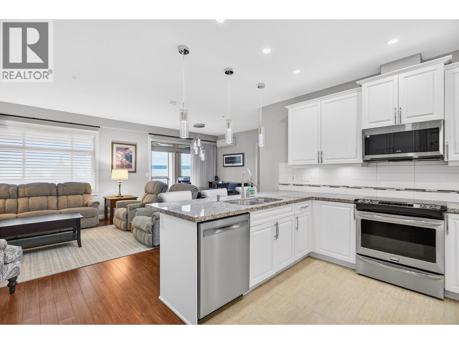 310 12635 190a Street, Pitt Meadows, British Columbia  V3Y 0E8 - Photo 10 - R3087202