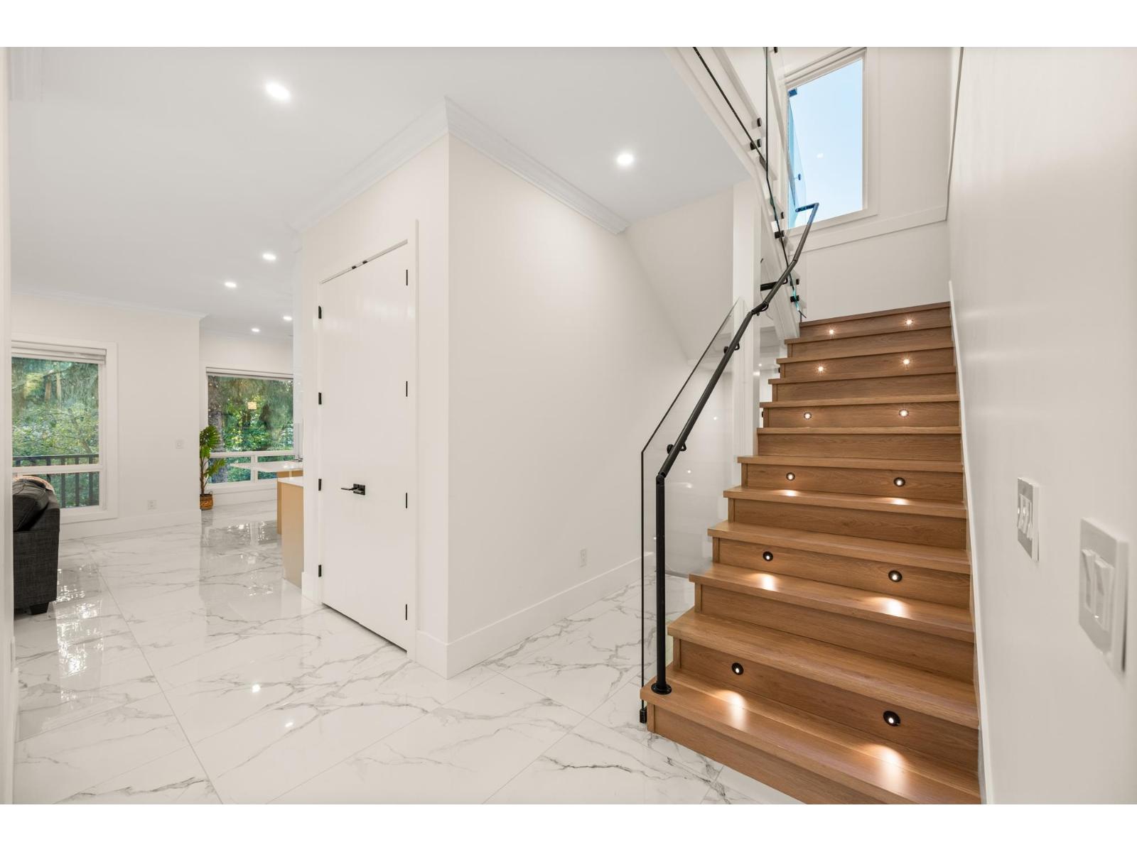 11481 138a Street, Surrey, British Columbia  V3R 0J3 - Photo 11 - R3086424