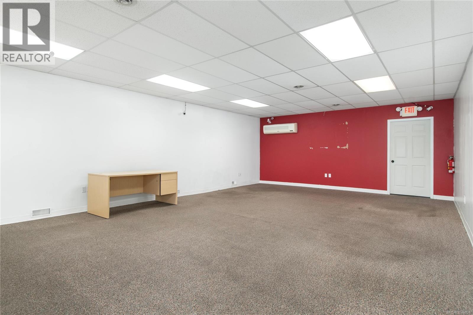 1070 Shoppers Row, Campbell River, British Columbia V9W 2C6 - Photo 3 - 1024924