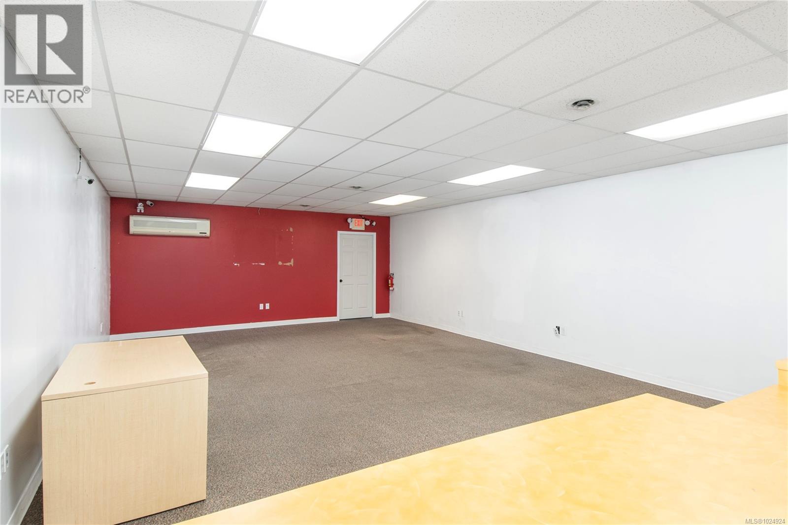 1070 Shoppers Row, Campbell River, British Columbia V9W 2C6 - Photo 4 - 1024924