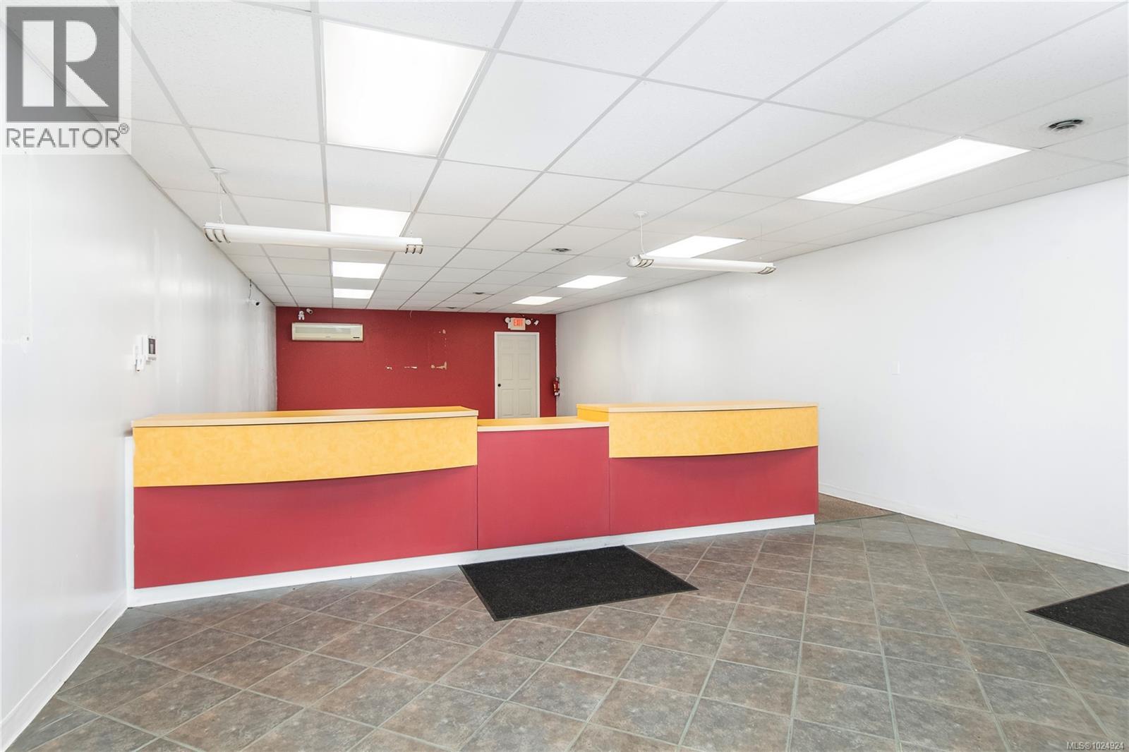 1070 Shoppers Row, Campbell River, British Columbia V9W 2C6 - Photo 6 - 1024924