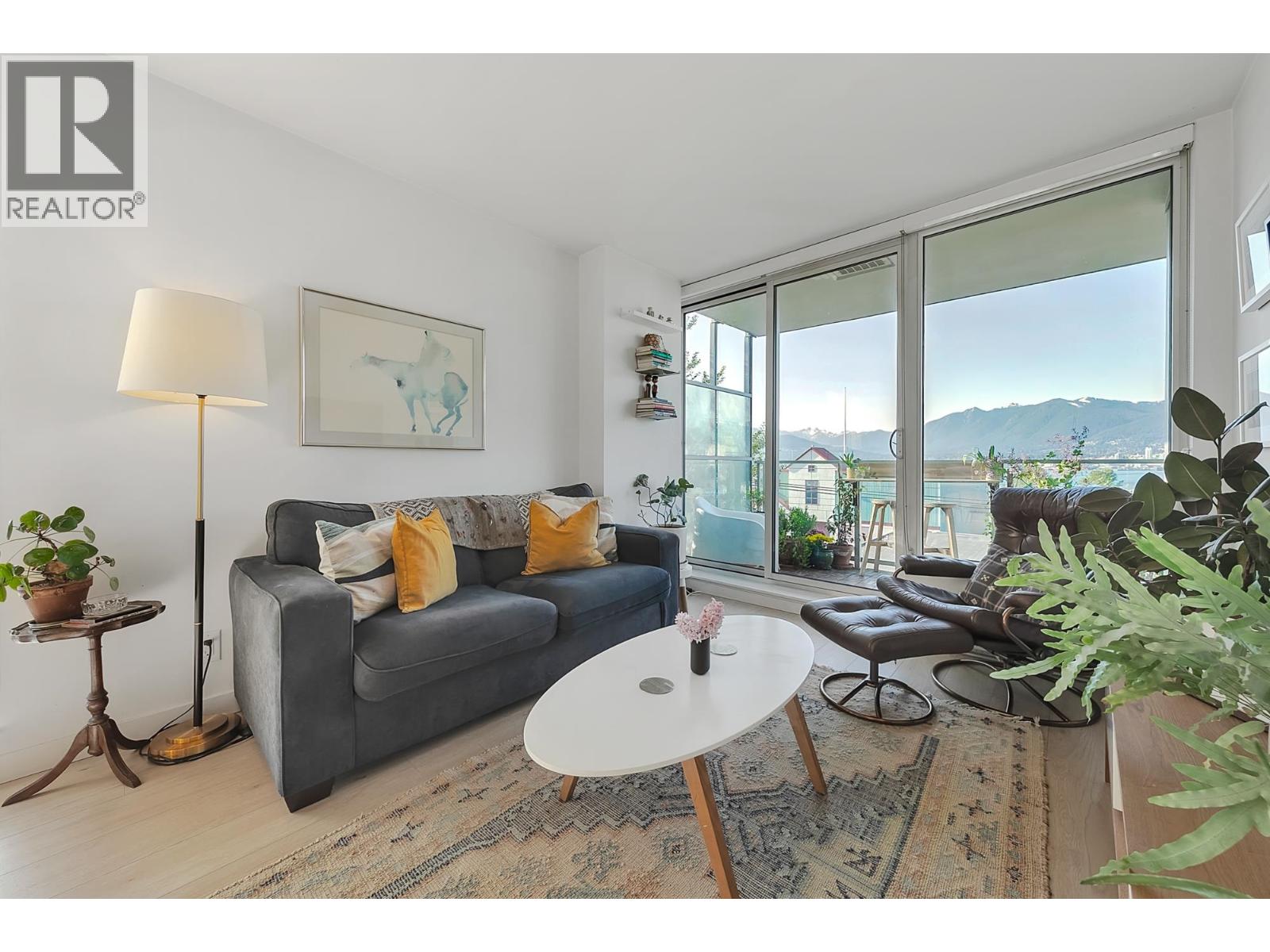 302 933 E Hastings Street, Vancouver, British Columbia  V6A 0G6 - Photo 5 - R3087040