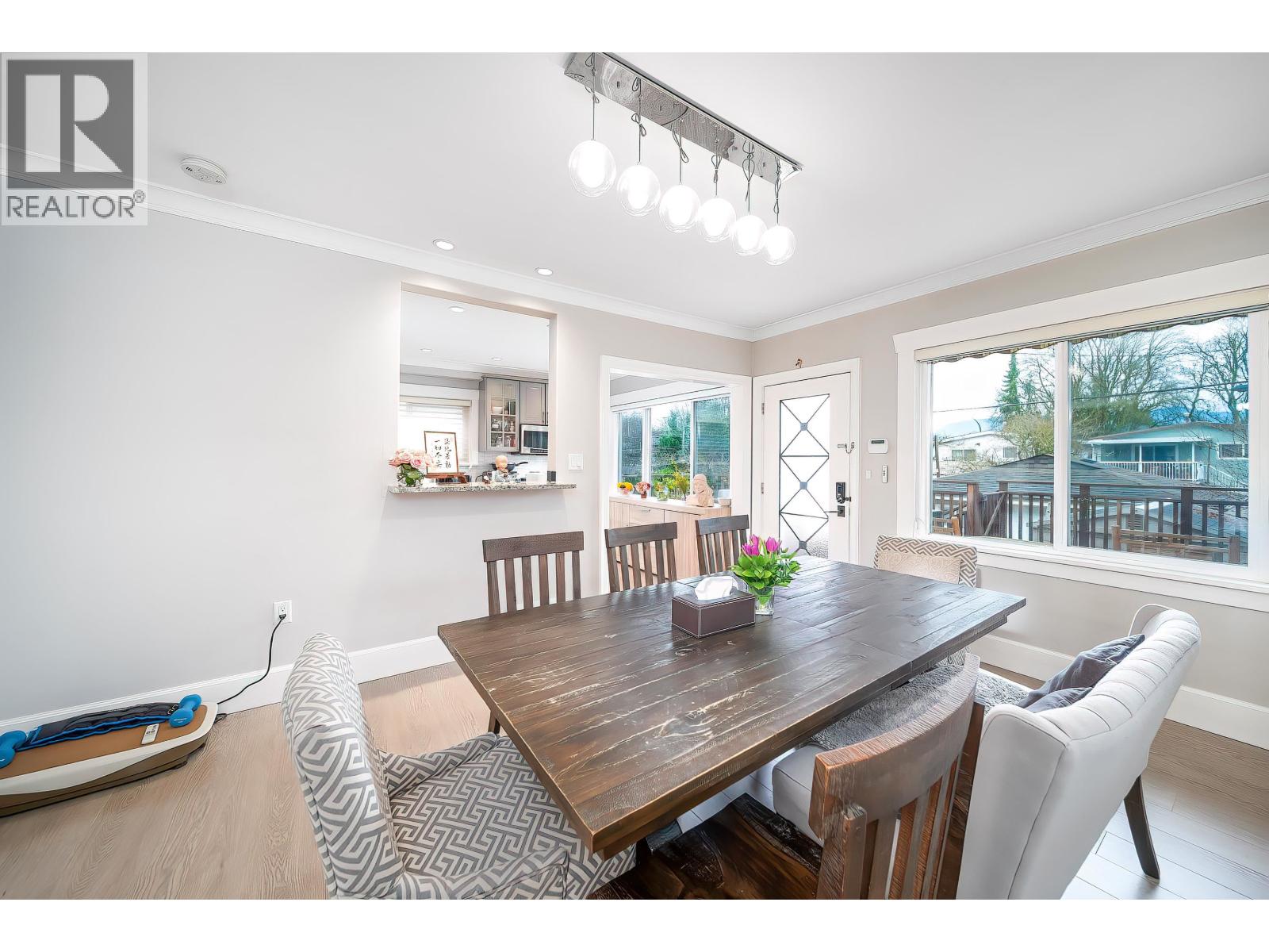 Listing Picture 11 of 40 : 2779 W 13TH AVENUE, Vancouver / 溫哥華 - 魯藝地產 Yvonne Lu Group - MLS Medallion Club Member