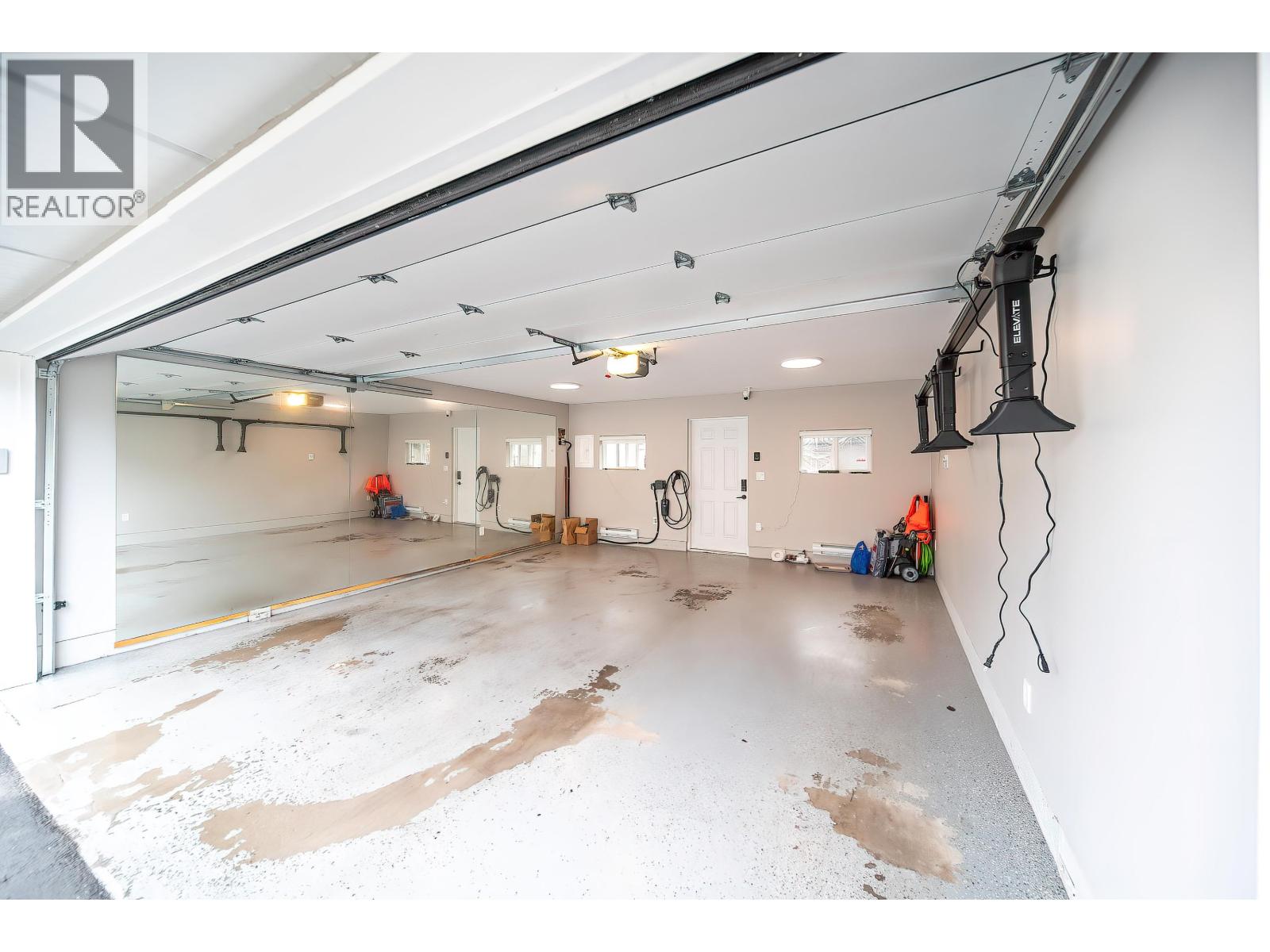 Listing Picture 30 of 40 : 2779 W 13TH AVENUE, Vancouver / 溫哥華 - 魯藝地產 Yvonne Lu Group - MLS Medallion Club Member