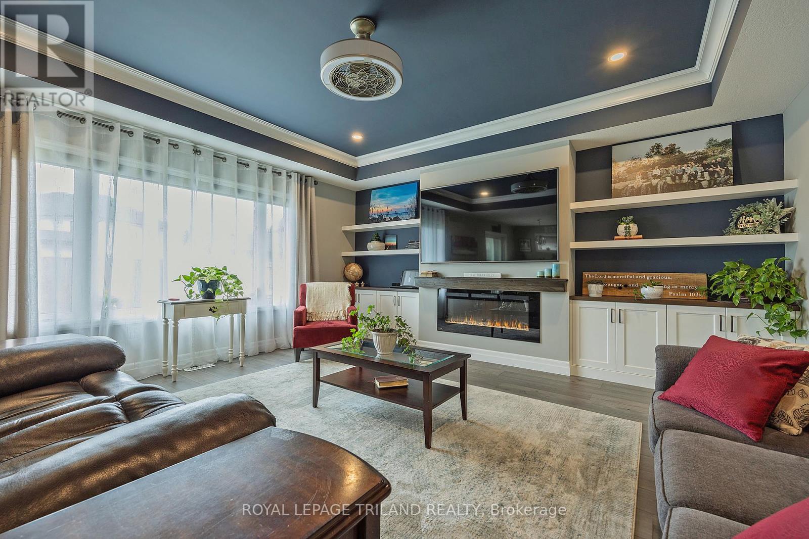 Photo 23 of 49 for 73 Renaissance Drive