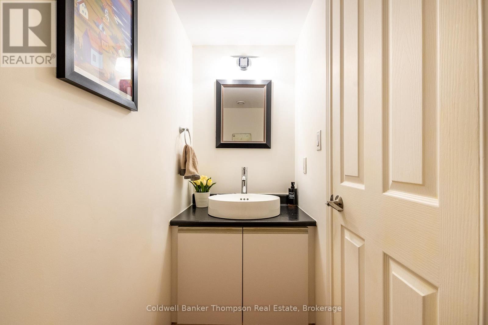 204 - 10 Coveside Drive, Huntsville, Ontario  P1H 1C3 - Photo 24 - X12764316