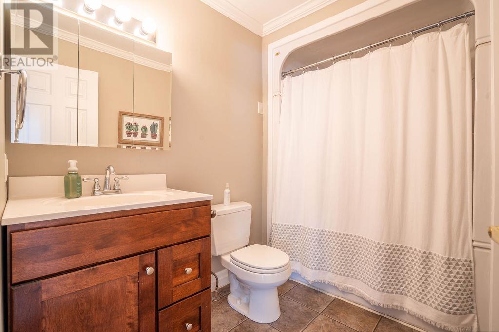 50 Anderson Rd, Sault Ste. Marie, Ontario  P6C 6B8 - Photo 32 - SM260241