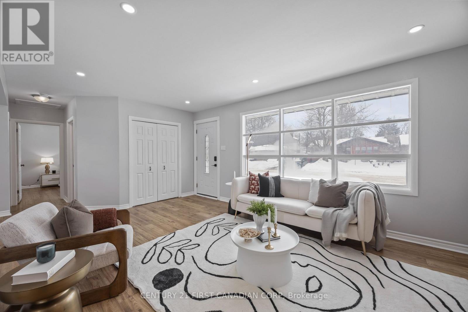 149 Jasper Crescent, London East, Ontario  N5W 1J9 - Photo 4 - X12764296