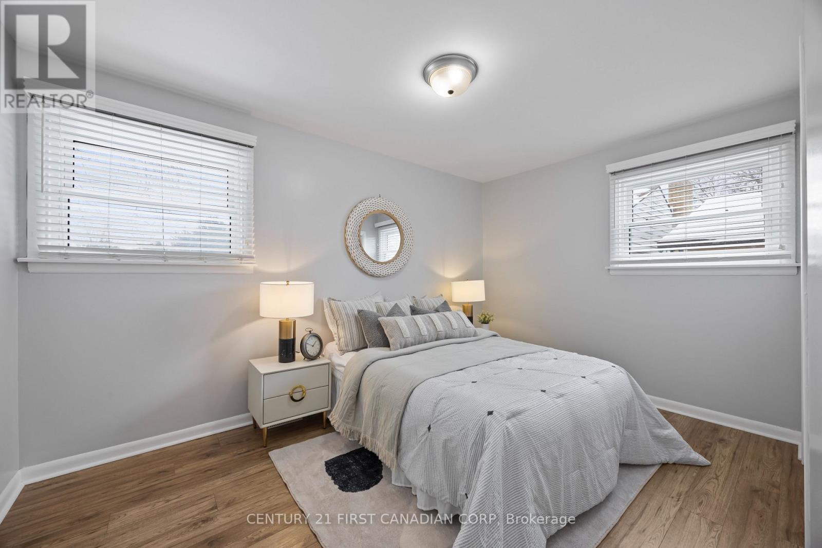 149 Jasper Crescent, London East, Ontario  N5W 1J9 - Photo 8 - X12764296